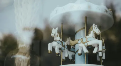 其實，真的累了。