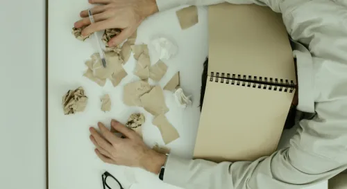 在低谷中找到價值的瞬間：記錄自我反思的力量