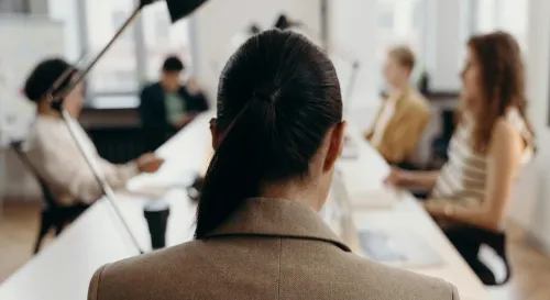 職場自我防衛：打造你的專業護城河