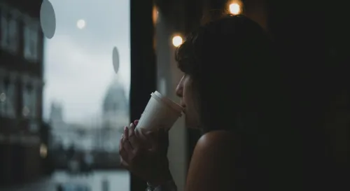 在低潮時，陪伴我卻讓我覺得自己更孤單