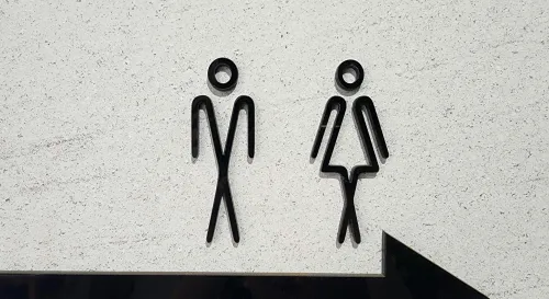 當你硬撐不上廁所時，身體其實已經在開緊急會議了