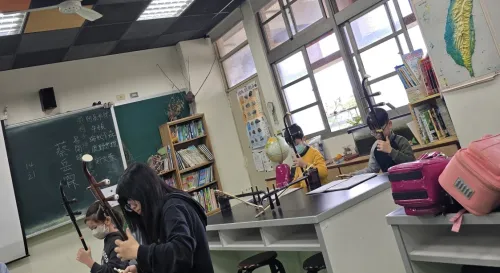 哪有什麼寒假啦