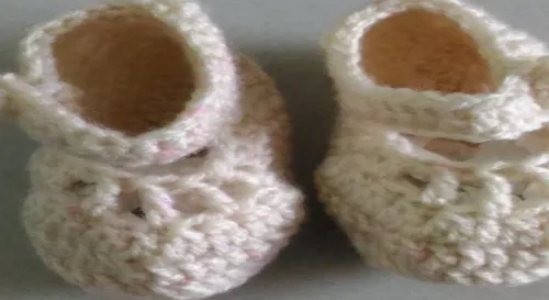 小腳丫的小小毛線靴