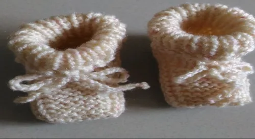 小腳丫的小小毛線靴