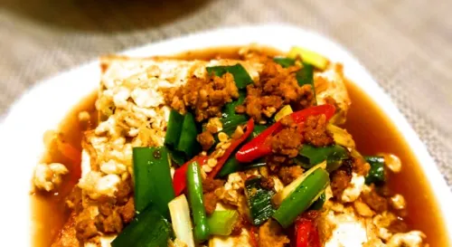 紅燒豆腐佐海尼根