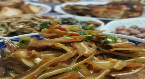 庶民小菜，就可配好多碗飯