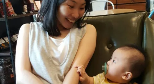 這2位在聊些什麼呢