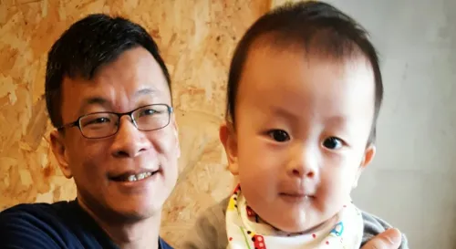 2017年01月01日帶上5U泡在咖啡店，同Mandy悠閒度過。