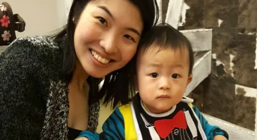 10個月的5U，吃個飯像大爺啊