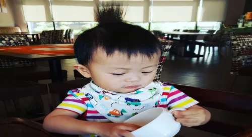 一個好的角度，造成了特別的髮型設計。