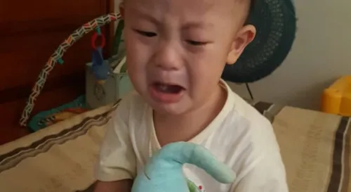 聽說咬是愛的表現