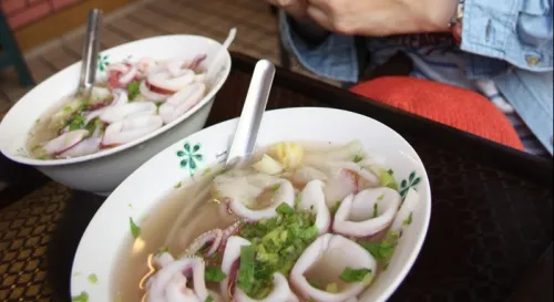 吃飯了，來點台南味。葉家小卷料理