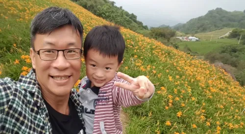 來到花蓮六十石山，還好還有金針花