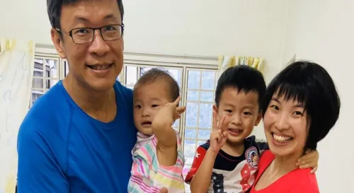 除夕，原來吃年夜飯的不是只有我們