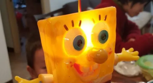 今天說是元宵節