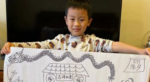 為配合疫情財神爺也得戴上口罩