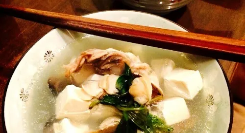 今晚晚餐，簡單又營養蛤蜊湯。