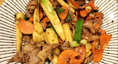 玉米筍炒肉片
