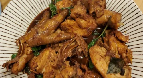 三杯雞是不錯的選擇