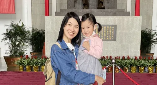 Mommy  Daughter Dating