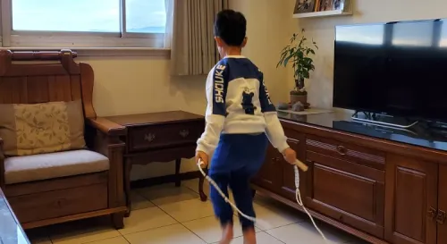 跳躍吧，阿悠。