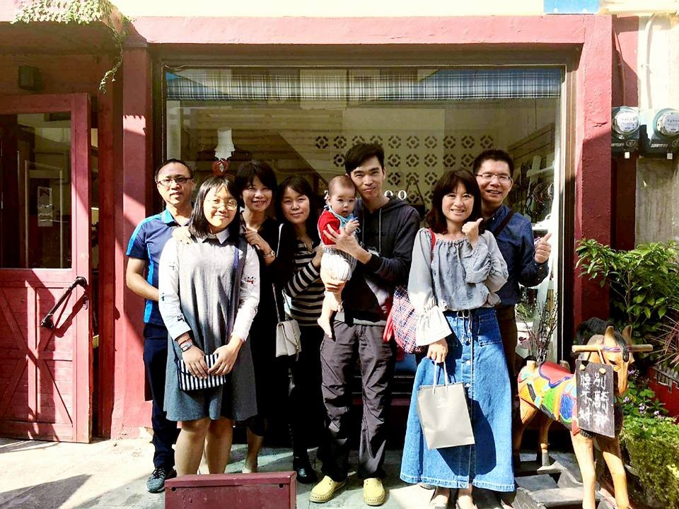 與20年老友散散步就這麼話家常……在這溫暖的一天~ 與20年老友散散步就這麼話家常……在這溫暖的一天~